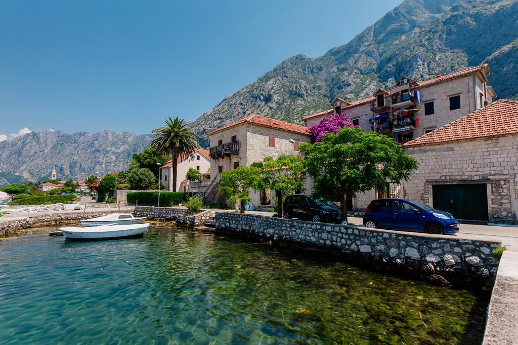 Celine'S Place By The Sea Kotor Exteriér fotografie